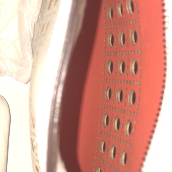 Lauren Ralph Lauren Beautiful Tote & Wallet Set - Picture 2 of 13